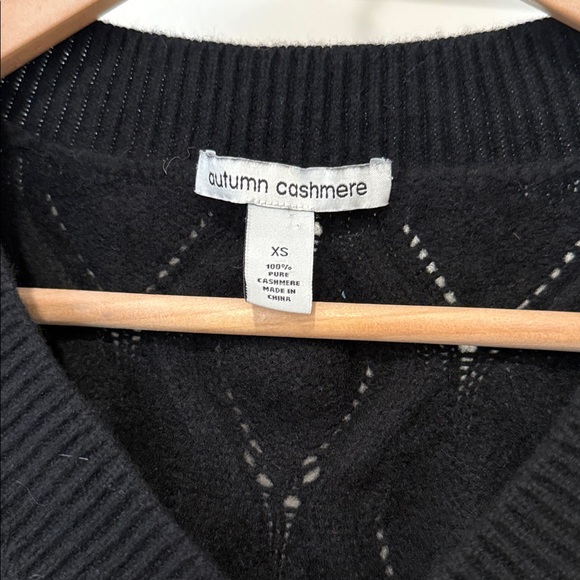 Autumn Cashmere Black Cable Knit Cropped Sweater Vest Sz XS - Picture 2 of 4